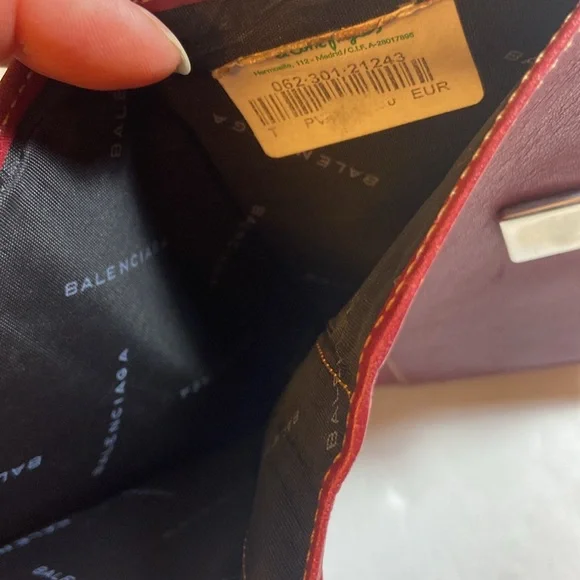 VTG Balenciaga Paris Cherry Red Leather Bifold Walllet Snap Zipper Closures - Picture 7 of 11